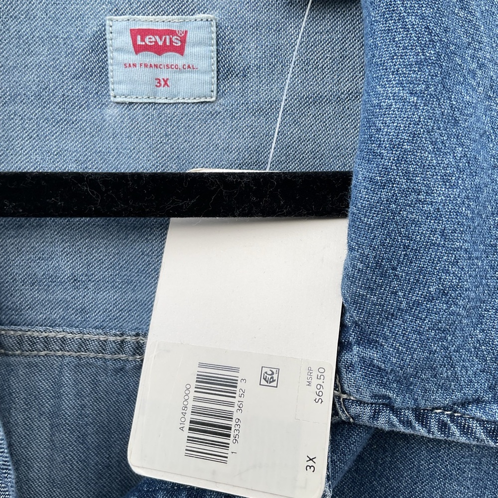 Levi's Light Blue Denim Shirt - Picture 5 of 7